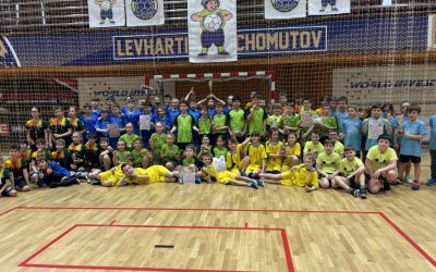 První stupeň zářil na turnaji v miniházené